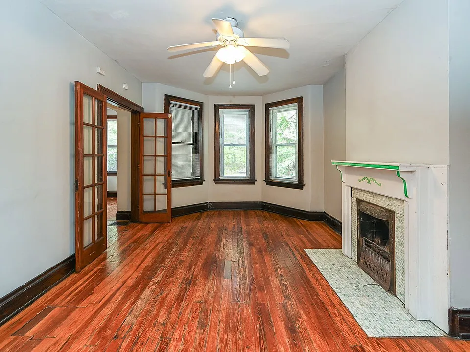 2125 W Clifton Ave #B
