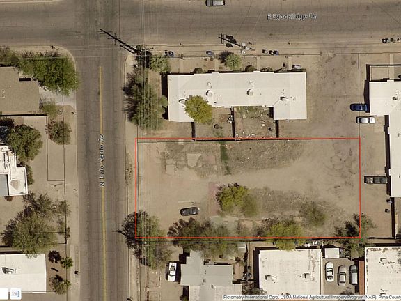 4th image of 2956 N Palo Verde Ave #4
