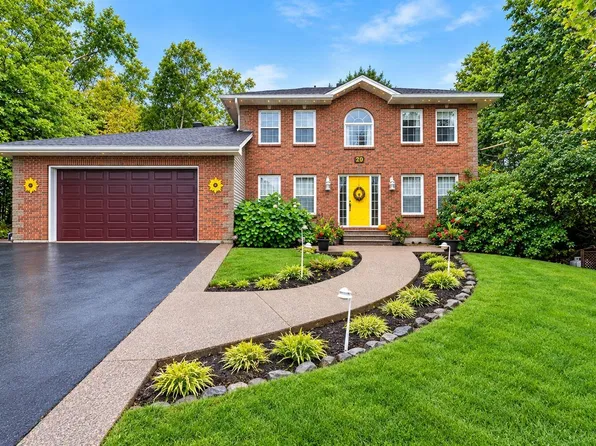 20 Perry Ct, Halifax, NS B2T 1A4