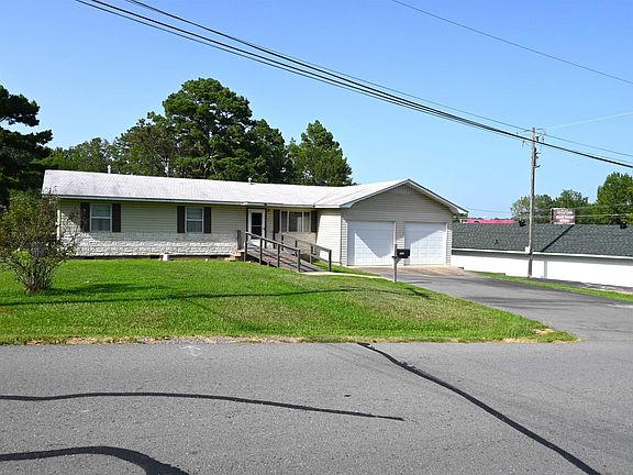 3rd image of 222 E Mockingbird Ln
