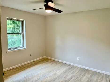223 Cedarwood St — Photo 14