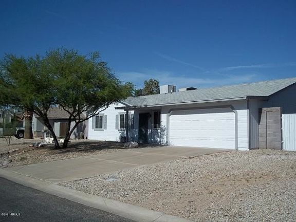 2nd image of 9308 E Des Moines St