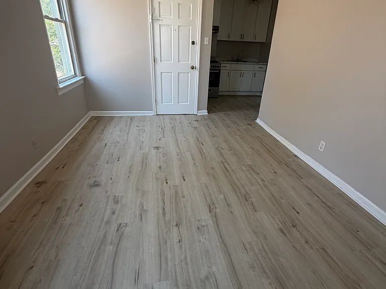 241 Duncan Ave #5C — Photo 3