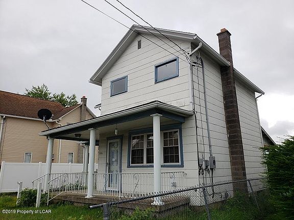 3rd image of 126 Henderson St