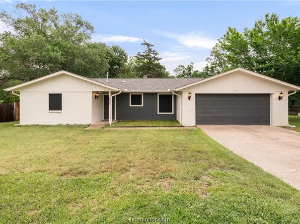 3604 Cedar Oak Cir, Bryan, TX 77802