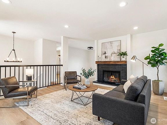 4th image of 32910 30th Avenue SW