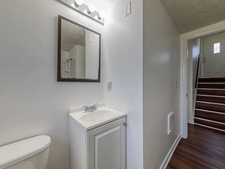 6315 Grovenburg Rd — Photo 8