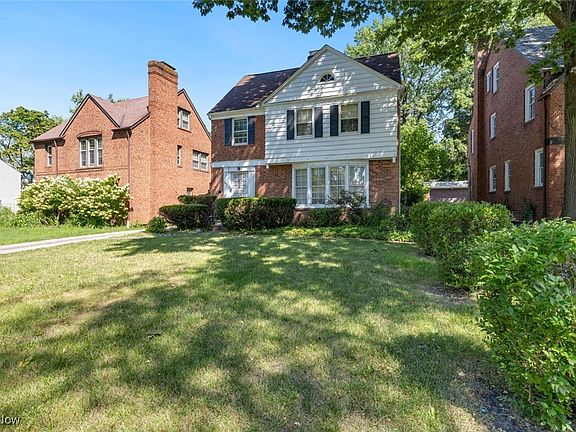 3rd image of 16717 Lomond Blvd