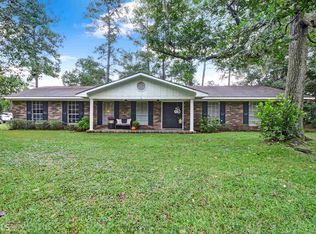 841 Clarks Bluff Rd, Kingsland, GA 31548