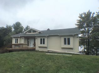 116 Seneca Ct, Long Pond, PA
