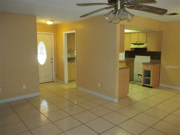 4th image of 1715 Dorris Dr