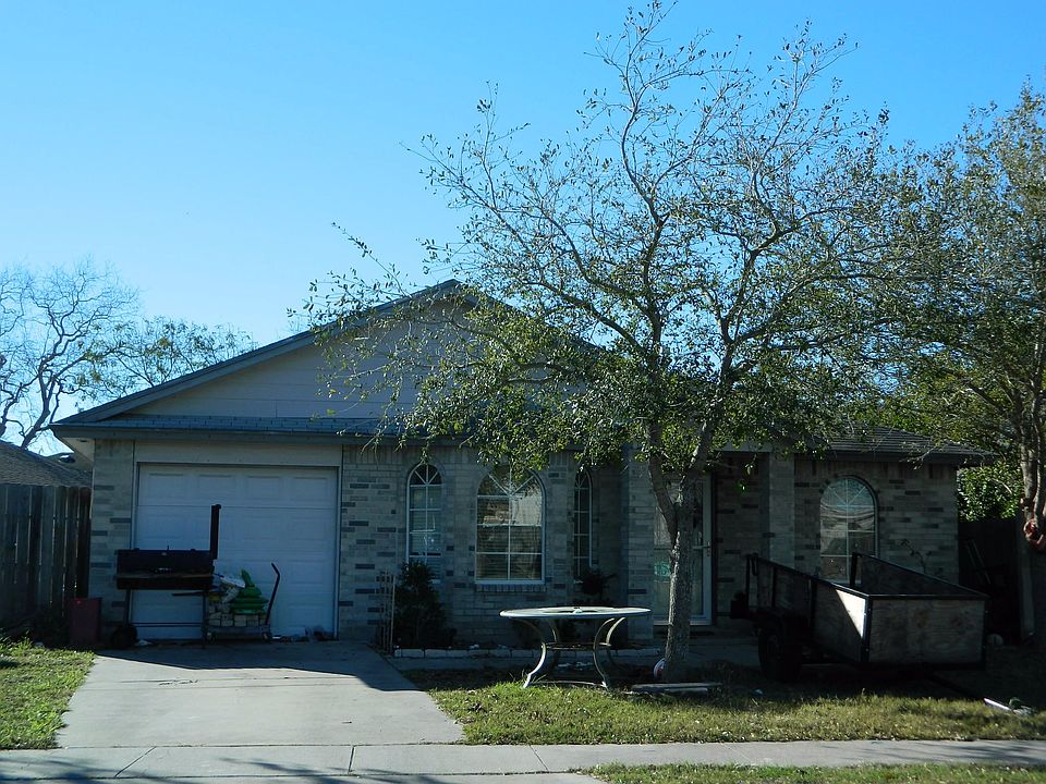 1st image of 2733 Allencrest Dr