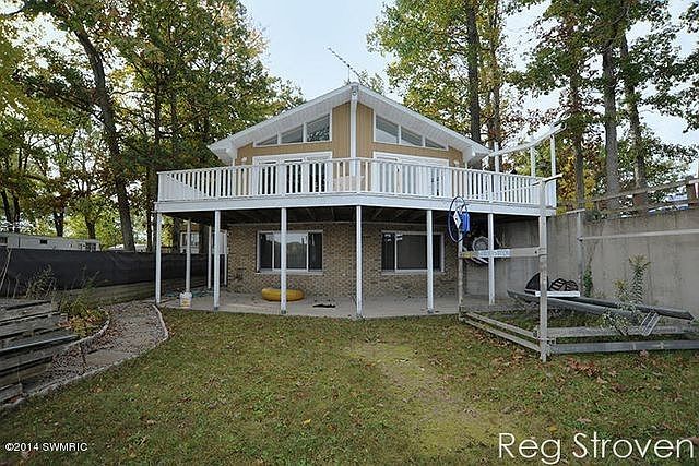 For Sale: 8827 E 124th St, Sand Lake, MI 49343