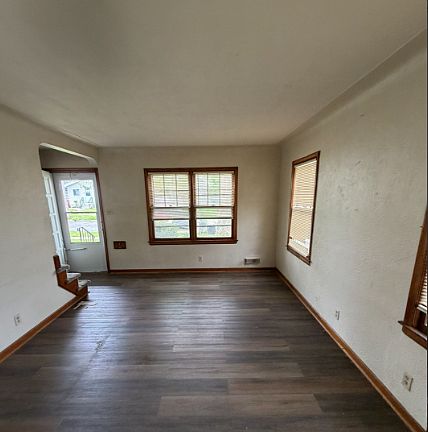 3rd image of 1827 Berkshire Pl #1