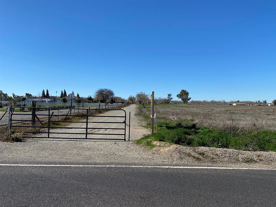 1st image of 21259 E Sara Ln