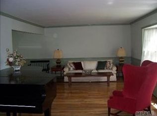 3781 Clark St, Seaford, NY 11783