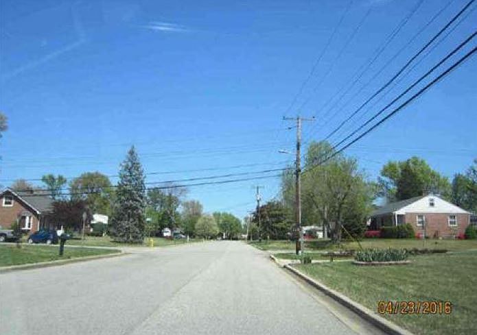 2nd image of 108 Phelps Ave