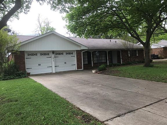 3rd image of 5813 Wedgmont Cir N