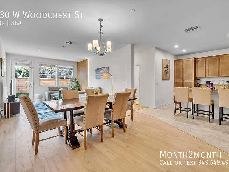 630 W Woodcrest St — Photo 12