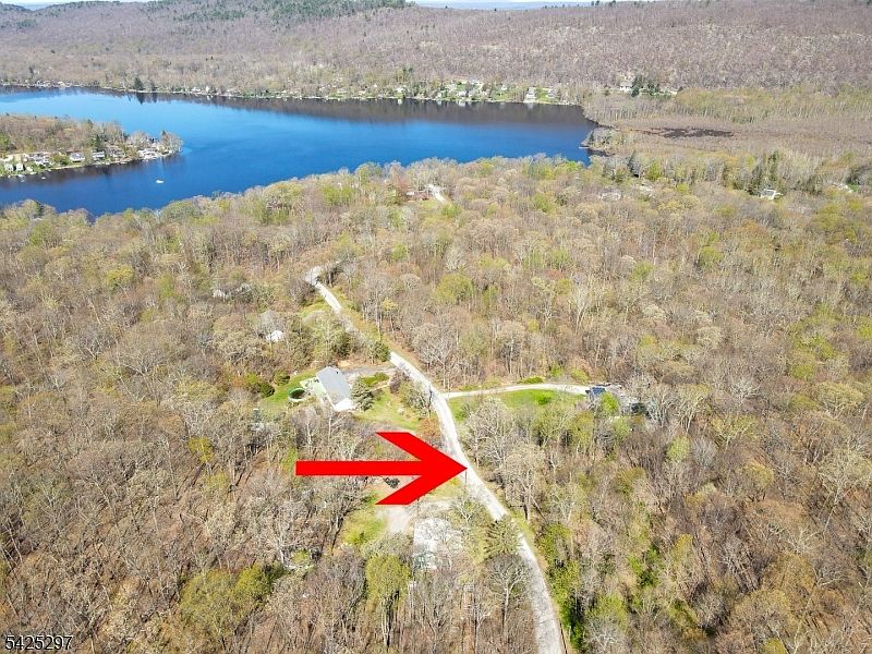 2nd image of 56 Plumer Rd
