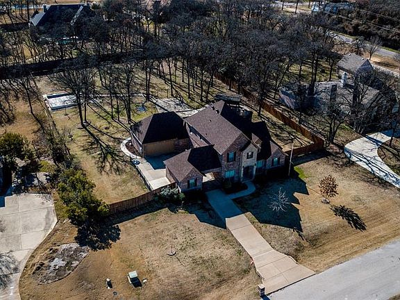 2nd image of 6254 Toscana Cir