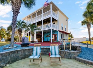 1001 Waterview Place, Carolina Beach, NC 28428