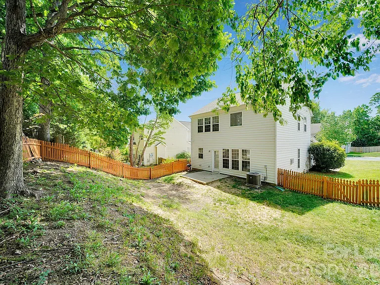 3917 Caliper Pl — Photo 20