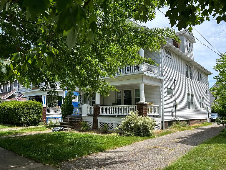 1285 Cranford Ave — Photo 45