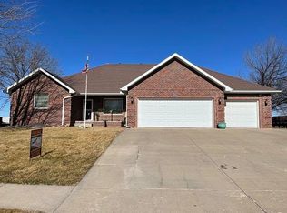622 Fairway Ave, Oneill, NE 68763