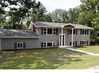 2202 Cook Rd, Imperial, MO 63052