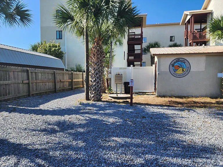 4114 Holiday Dr #17 — Photo 28