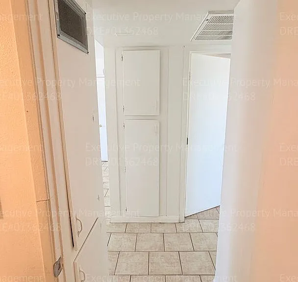 1303 Bernard St. — Photo 17