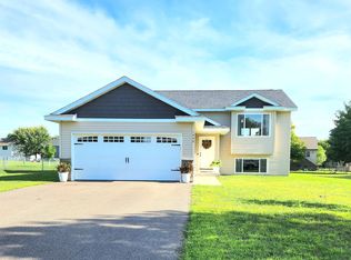 1448 Quail Run, New Richmond, WI 54017