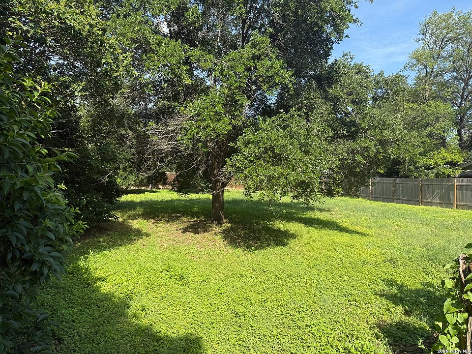 1st image of 4014 Meadow Ridge St LOT 15-16