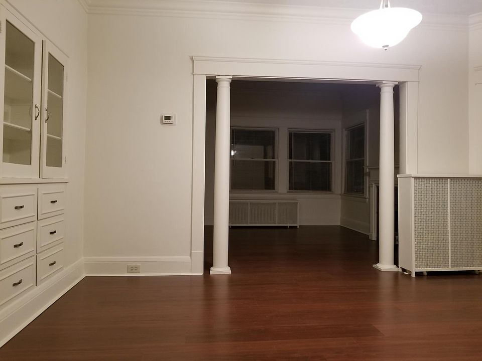 1st image of 1284 Mathews Ave Floor 1