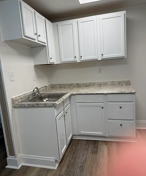 14 E North St — Photo 7