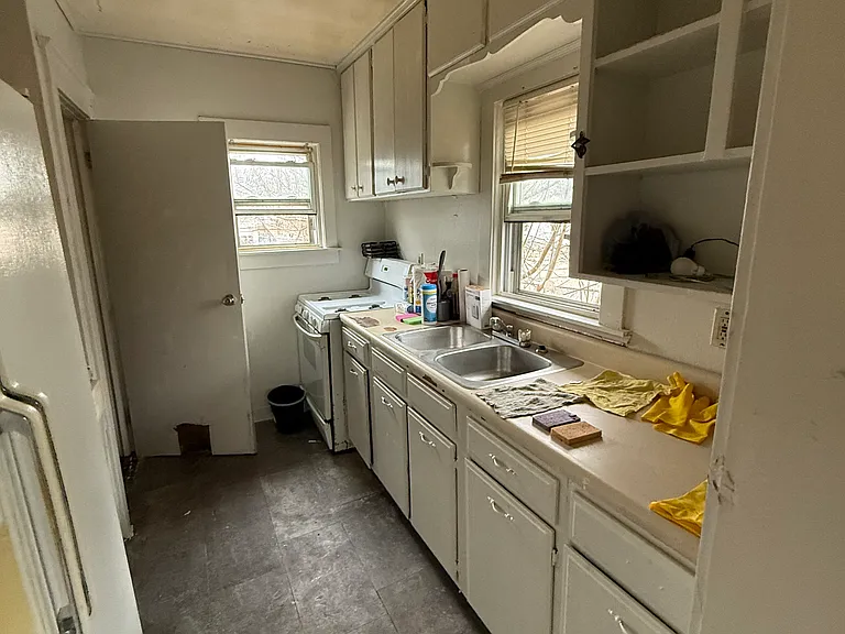 2433 Pennsylvania Ave — Photo 5