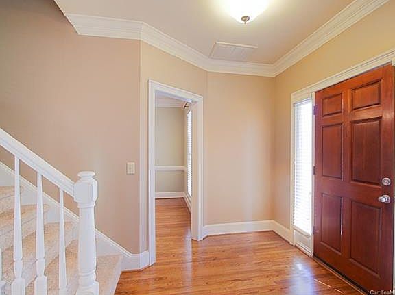 3rd image of 7530 Swinford Pl