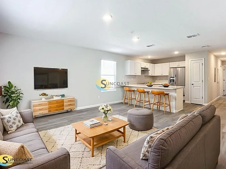6475 Breezy Oaks Way #202 — Photo 3