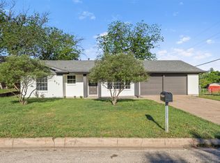 857 Crosby Ave, Fort Worth, TX 76108