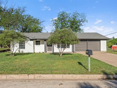 857 Crosby Ave, Fort Worth, TX, 76108