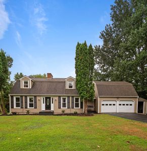160 Main Street, Sandown, NH, 03873