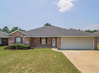 117 Forest Dr, New Llano, LA 71461