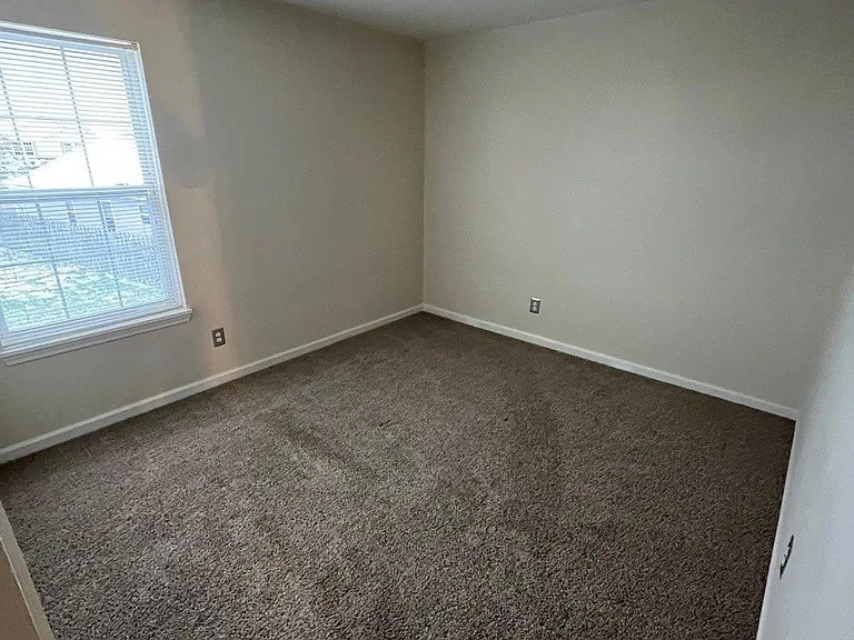 3168 Shadow Bend Dr — Photo 20