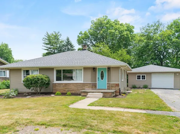 10690 N Brown St, Syracuse, IN 46567