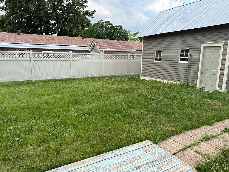 407 N Washington St — Photo 24