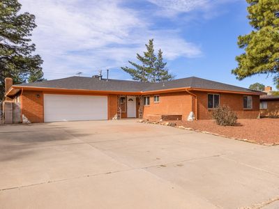 8720 Princess Jeanne Ave NE, Albuquerque, NM, 87112