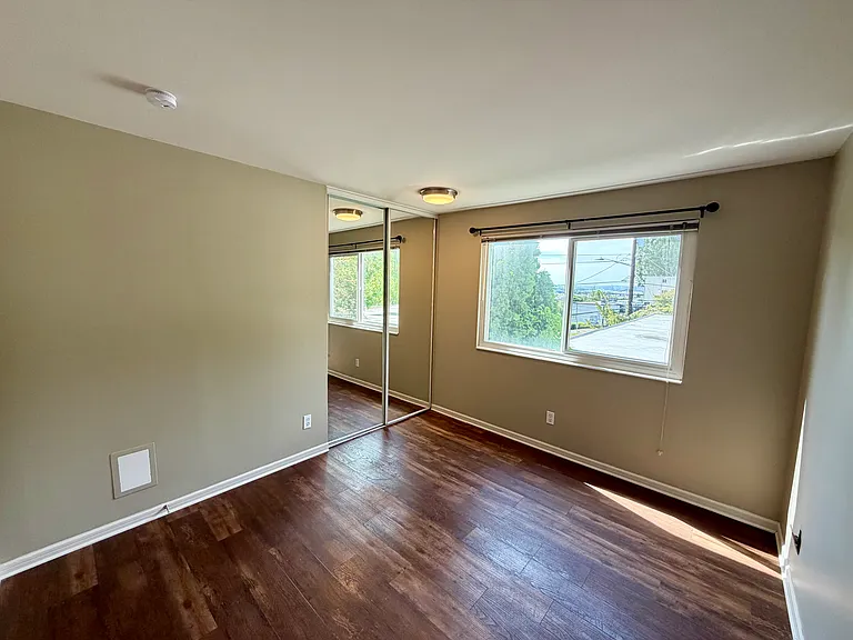 2663 Thorndyke Ave W #201 — Photo 16
