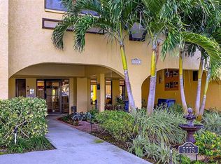 5775 Park St N APT 311, Saint Petersburg, FL 33709