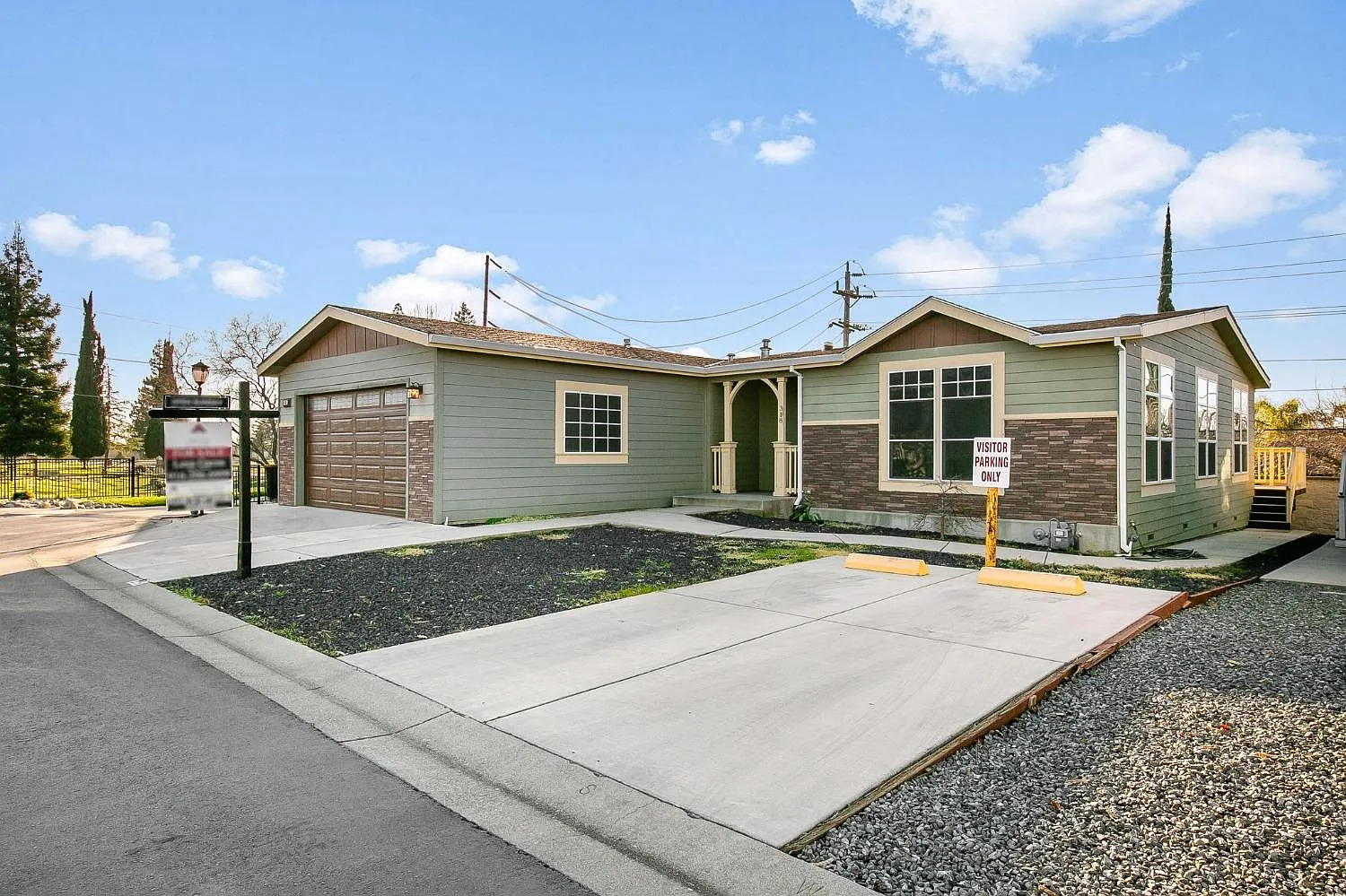 5505 S Grove St Space 318 photo 1